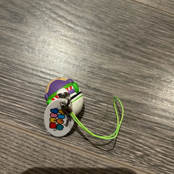 Buzz lightyear tsumtsum phone charm - Picture 4 of 4